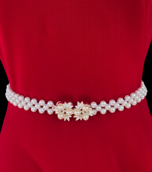 Elegant Pearl Belt