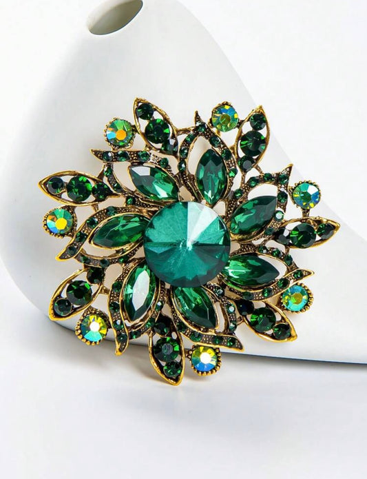 Green Elegance Brooch