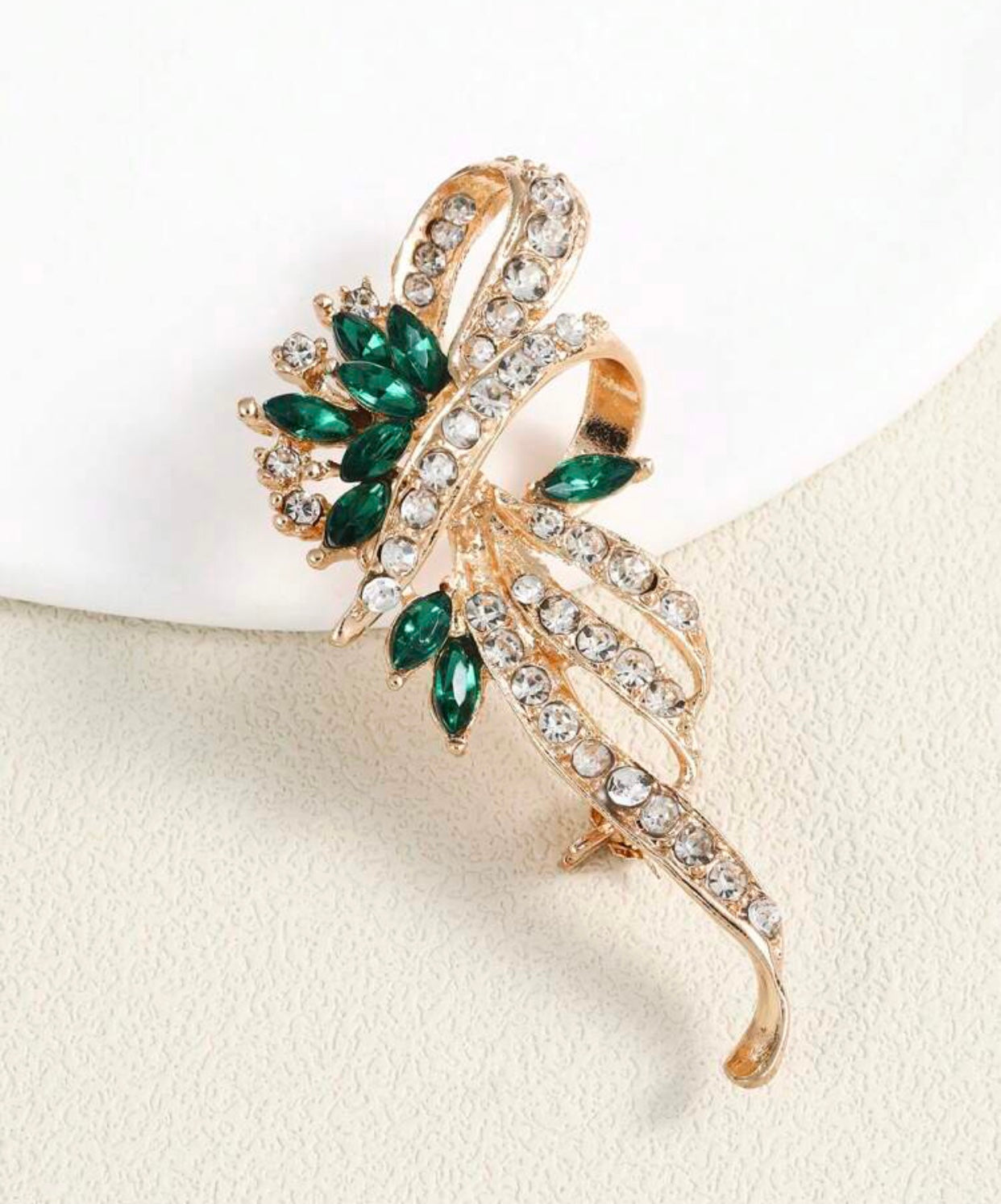 Luxury Green Emerald Brooch