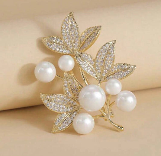 Maple Leaf Brooch